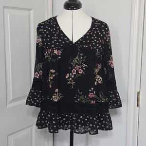 Maeve Steffy Black Floral Babydoll Blouse Size Small | Bell Sleeves Boho Cottage